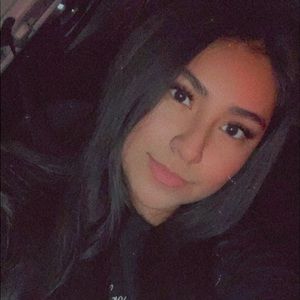 Meet your Posher, Marlen